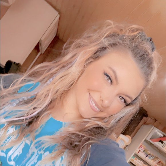 it’s me - Picture 2 of 2